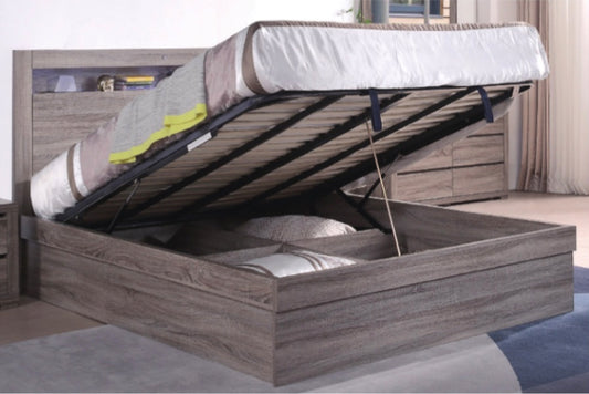 Austin Gas Lift Storage Bed in Oak